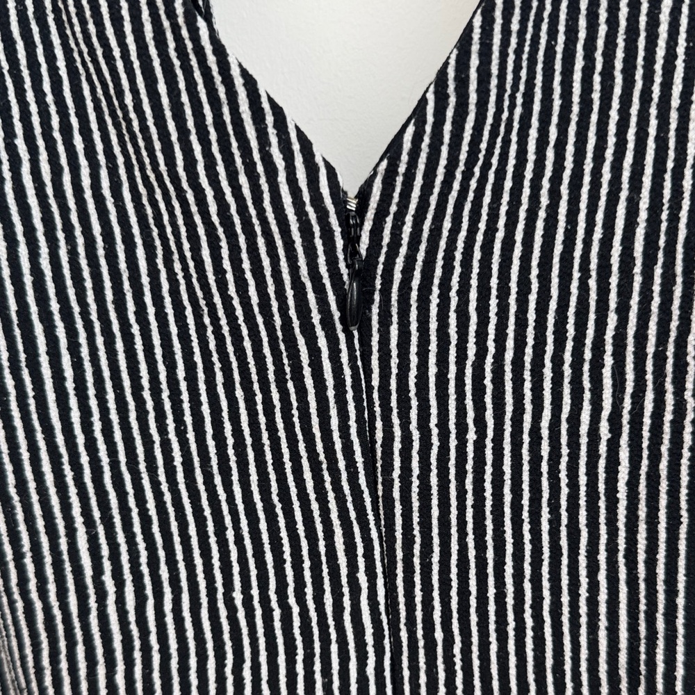 Betsey Johnson Black White Stripe V-Neck Midi Dress Size 18 Flattering Drape - Picture 7 of 7